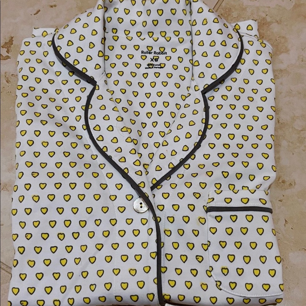 ROLLER RABBIT PAJAMA SET
Size: XS
Cost: $100
Selling: $75